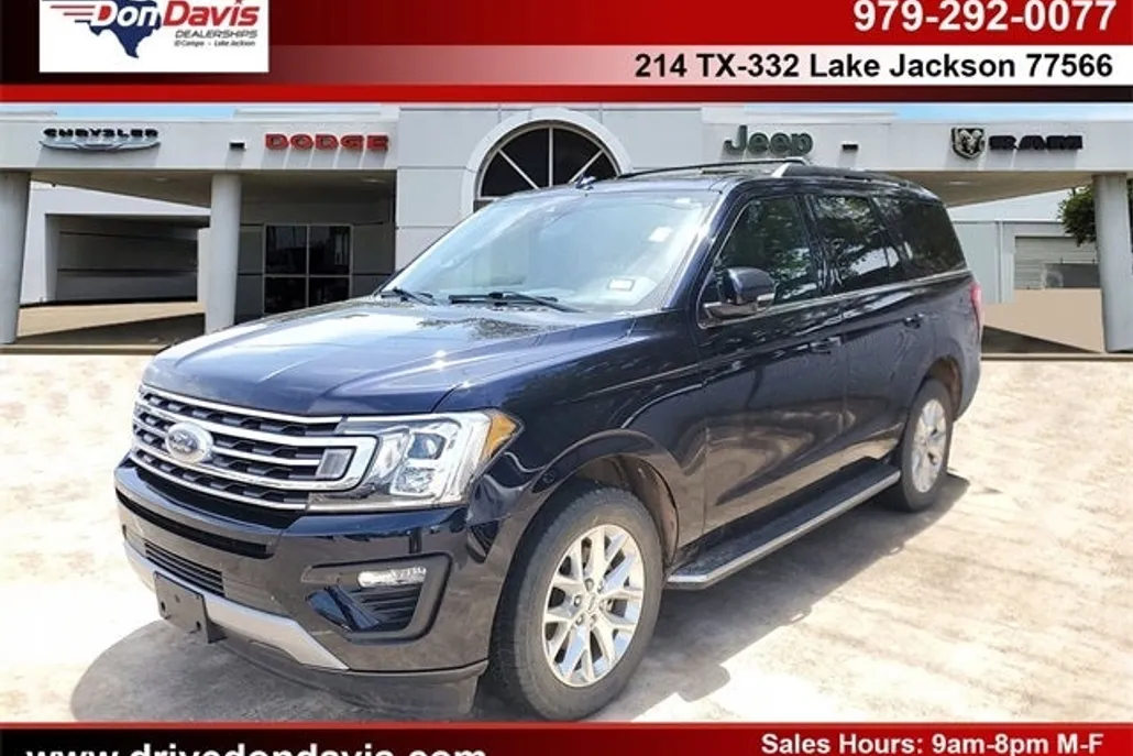 2021 Ford Expedition XLT photo 1