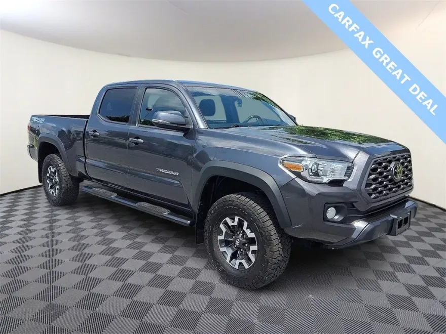 2022 Toyota Tacoma TRD V6 photo 1