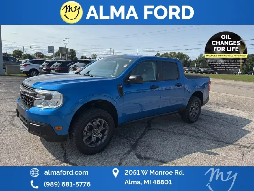 2022 Ford Maverick XLT photo 1