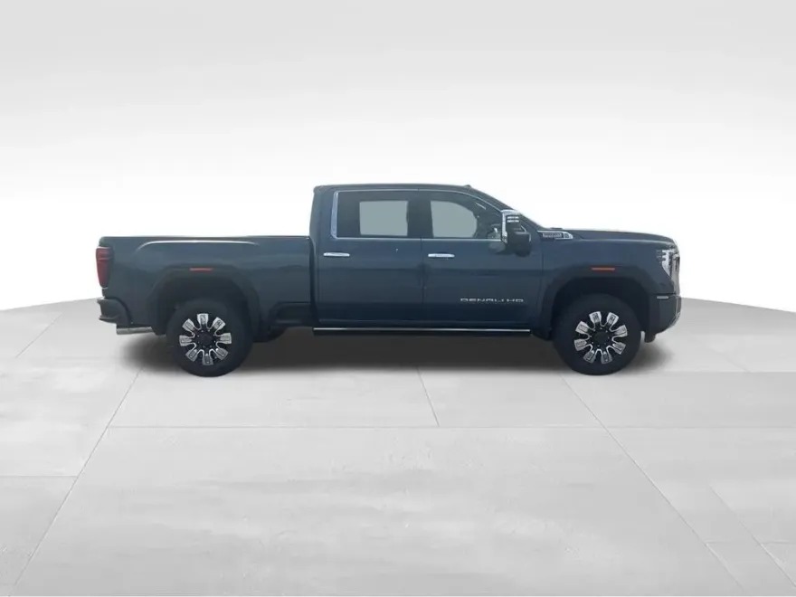 2025 Gmc Sierra HD Denali photo 1