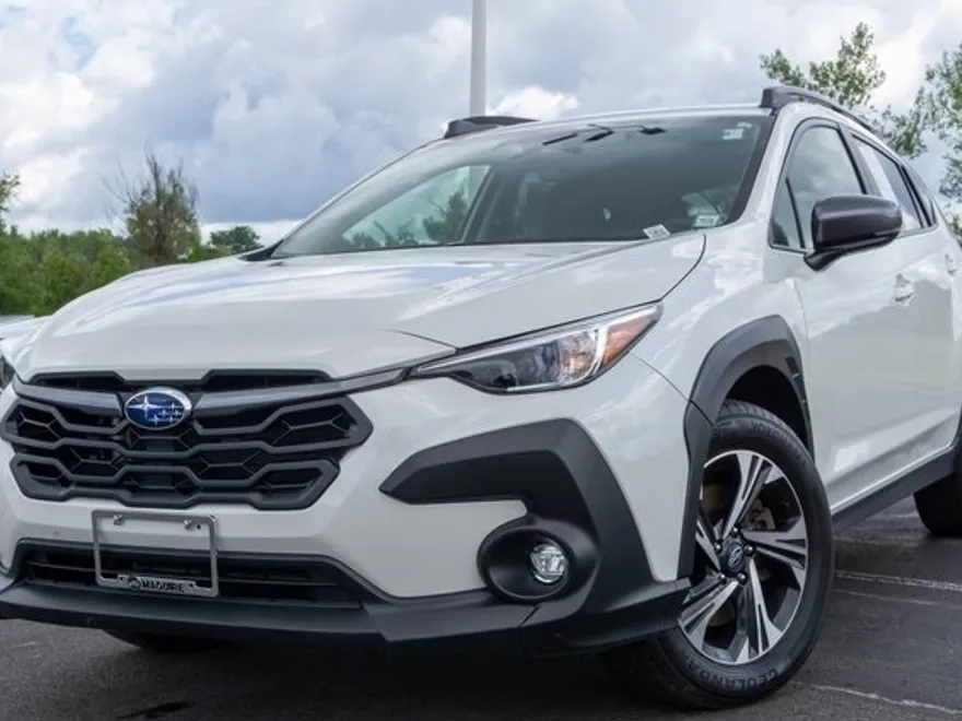2024 Subaru Crosstrek Premium photo 1