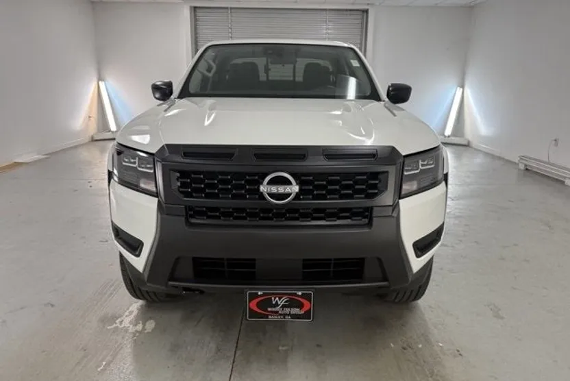 2026 Nissan Frontier Crew Cab S photo 1