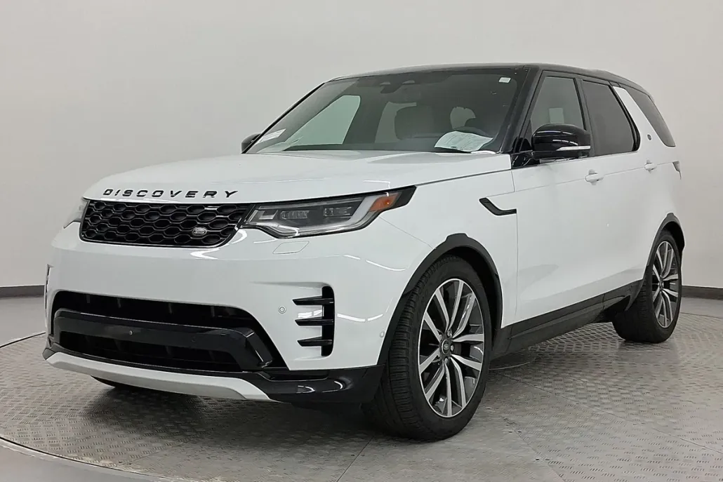 2024 Land Rover Discovery P360 Dynamic SE photo 1