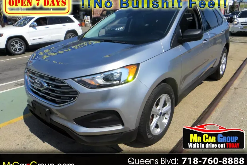 2020 Ford Edge SE photo 1