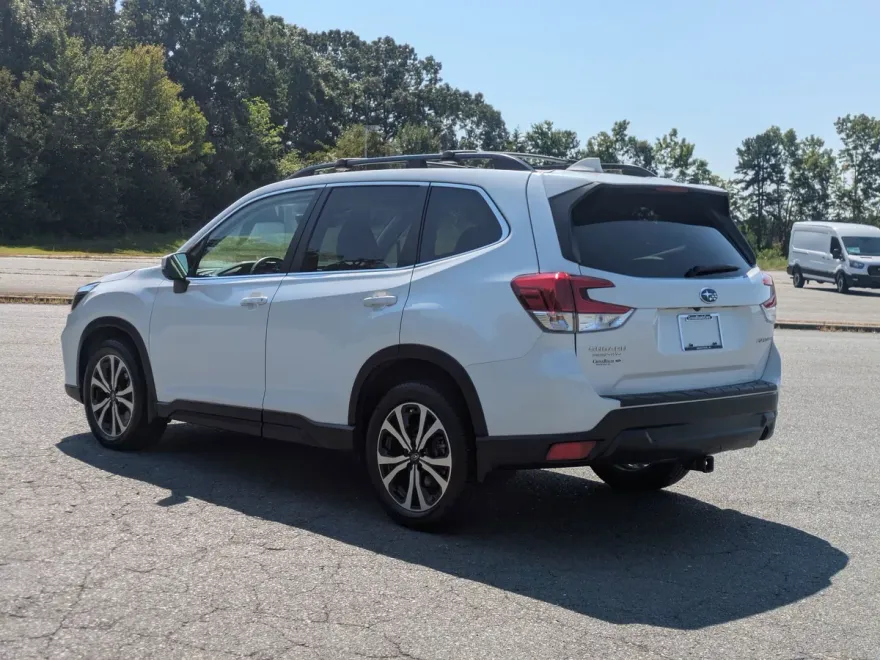 2021 Subaru Forester Limited photo 1