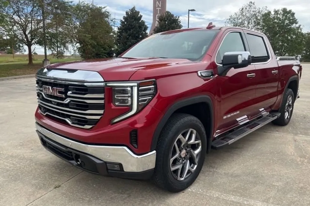 2022 Gmc Sierra 1500 SLT photo 1