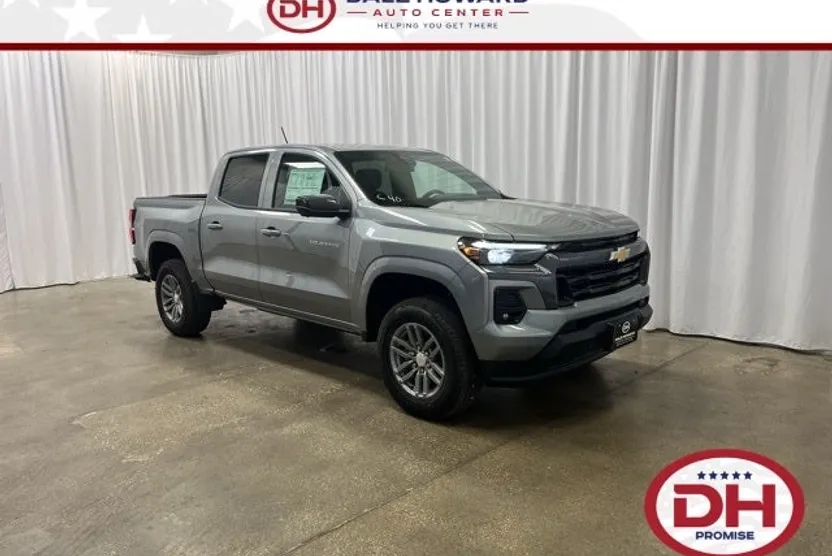 2026 Chevrolet Colorado LT photo 1