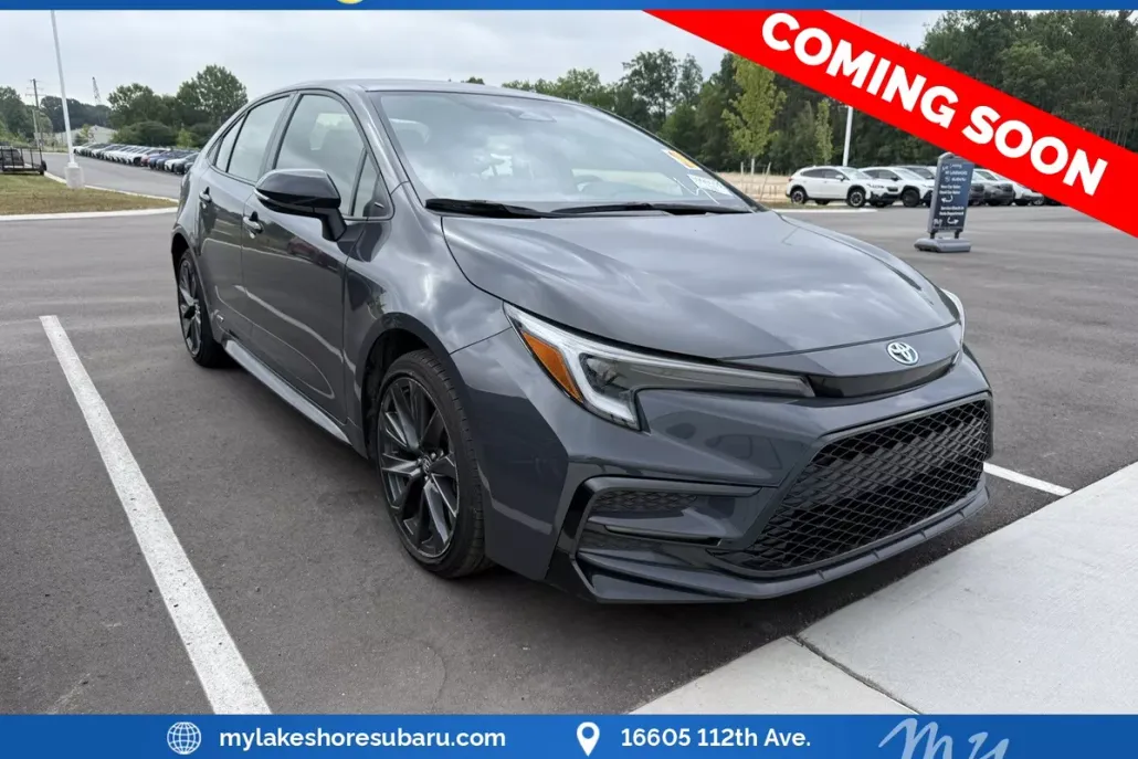 2024 Toyota Corolla Hybrid SE photo 1