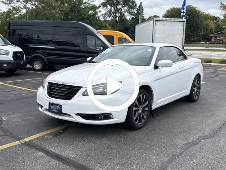 2012 Chrysler 200 S photo 1