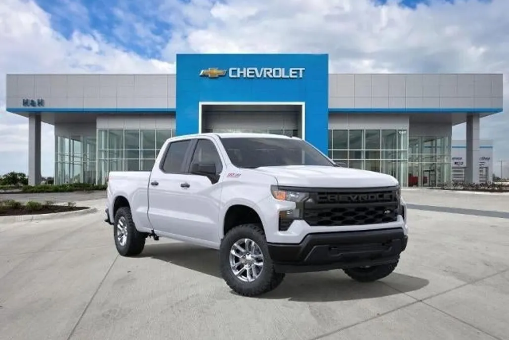 2026 Chevrolet Silverado 1500 photo 1