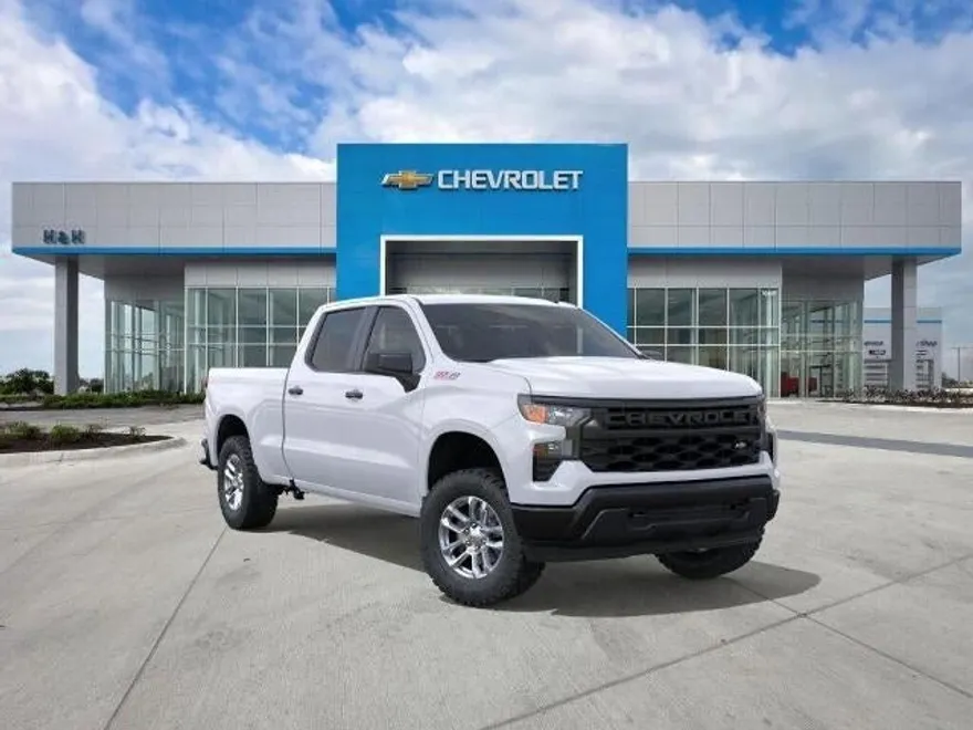 2026 Chevrolet Silverado 1500 photo 1