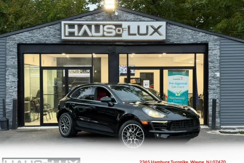 2018 Porsche Macan S photo 1