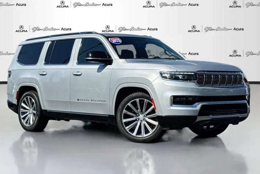 2023 Jeep Grand Wagoneer II photo 1