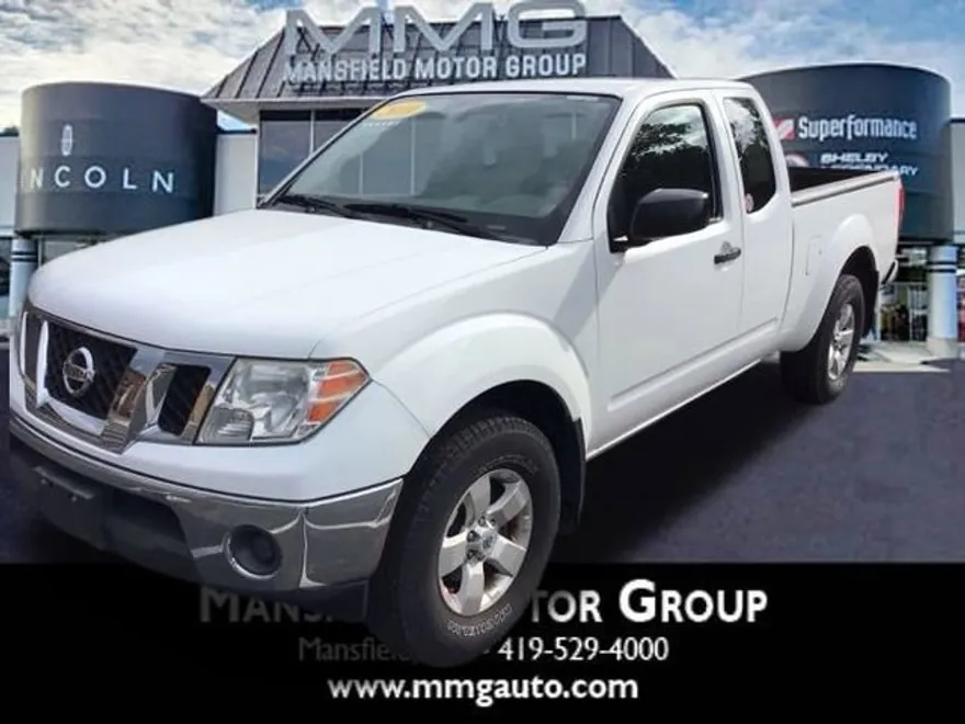 2010 Nissan Frontier SE photo 1