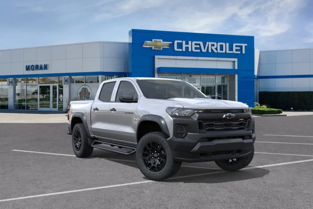 2026 Chevrolet Colorado Trail Boss photo 1