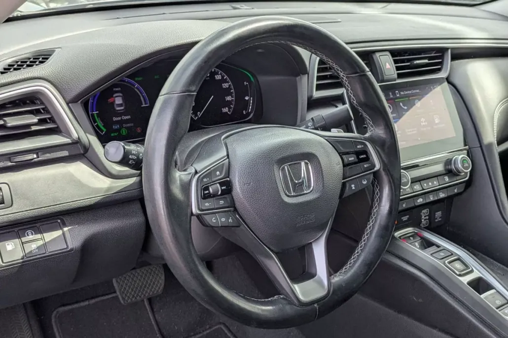 2022 Honda Insight Touring photo 1