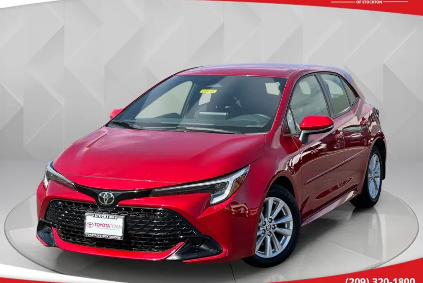 2023 Toyota Corolla SE photo 1