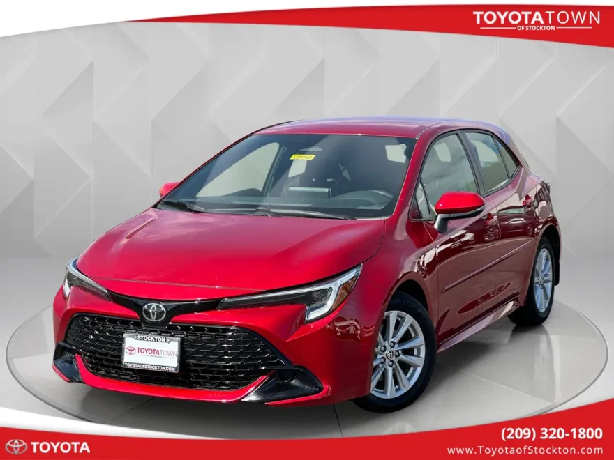 2023 Toyota Corolla SE photo 1