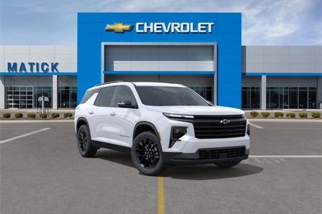 2026 Chevrolet Traverse photo 1