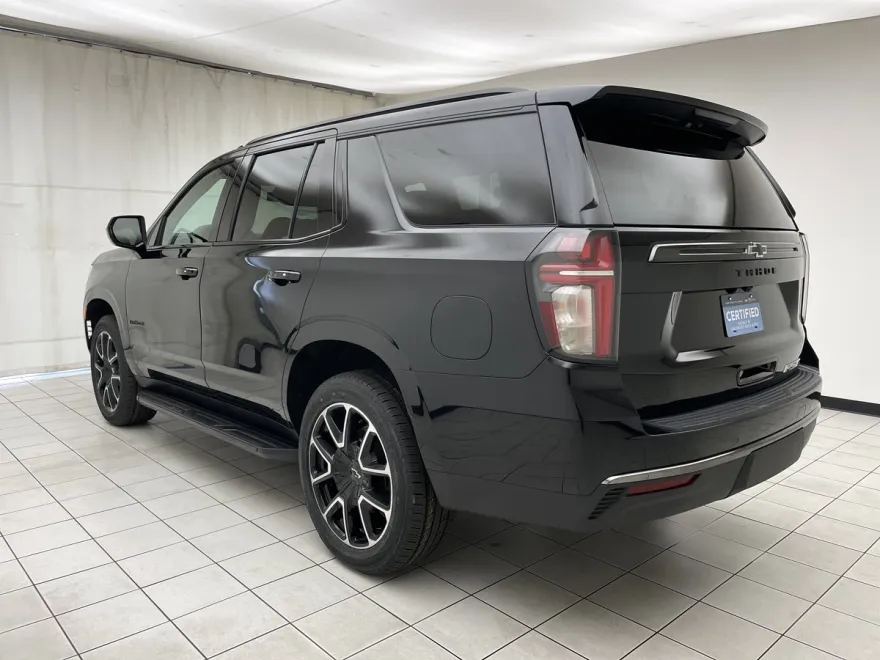 2021 Chevrolet Tahoe RST photo 1