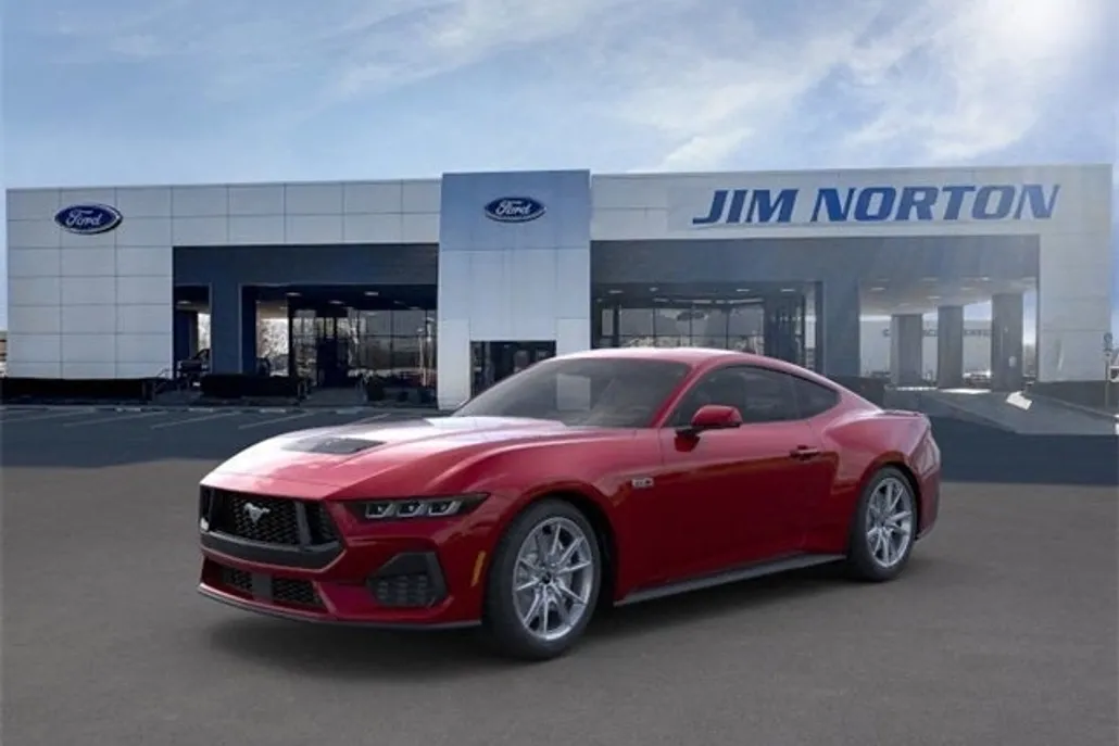 2025 Ford Mustang GT Premium photo 1