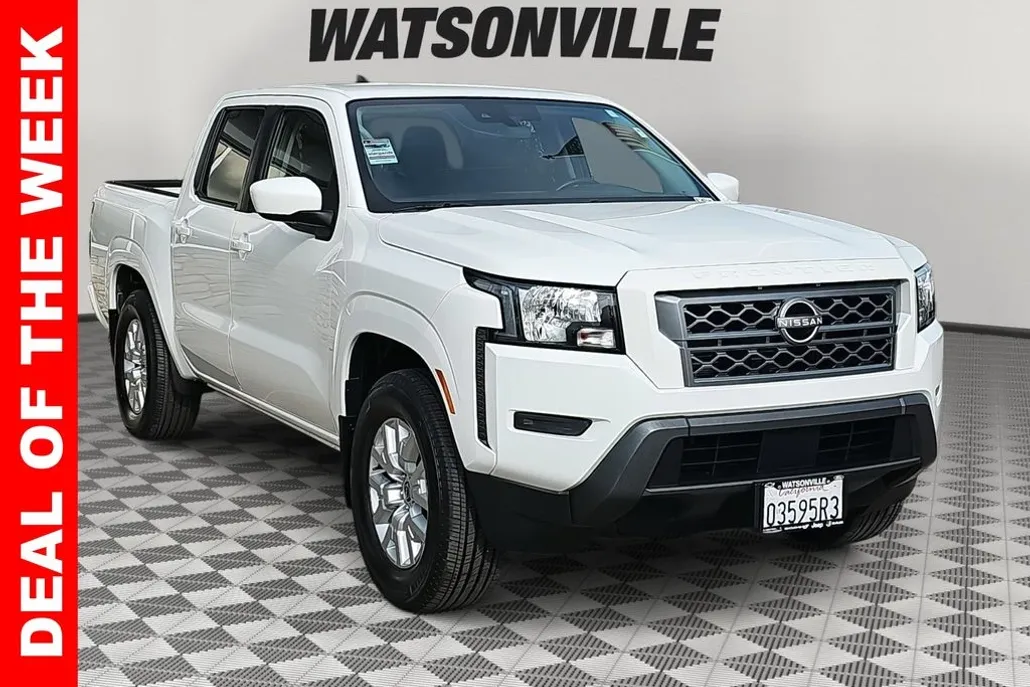 2023 Nissan Frontier SV photo 1