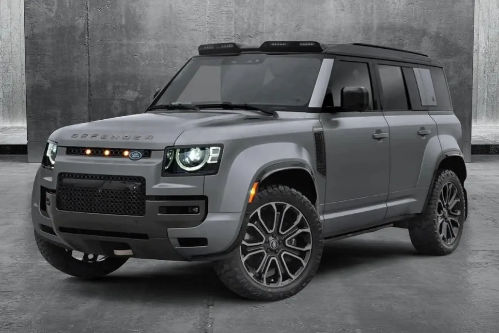 2025 Land Rover Defender 110 photo 1