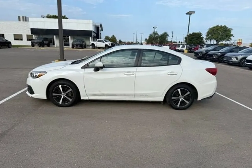 2023 Subaru Impreza Premium photo 1