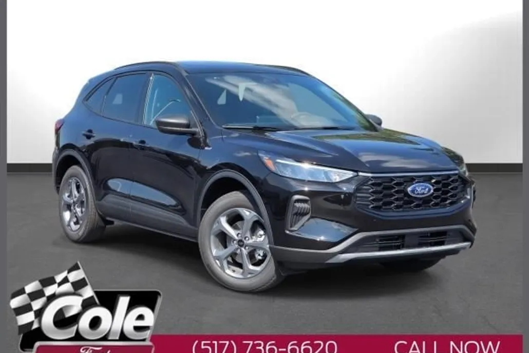 2025 Ford Escape ST-Line photo 1