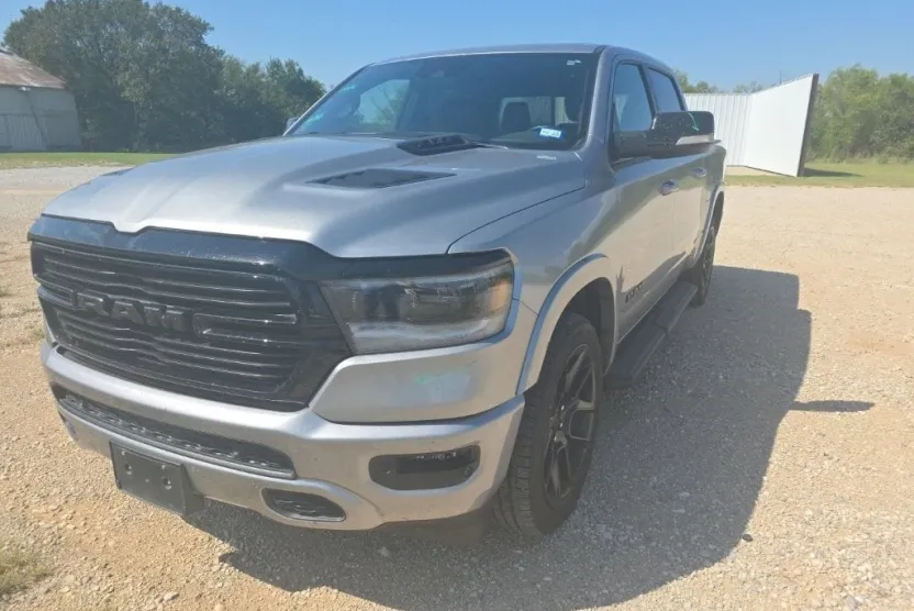 2022 Ram 1500 Laramie photo 1