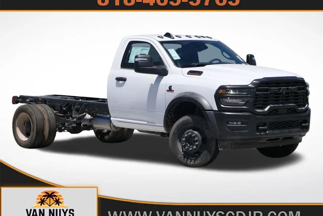 2025 Ram 4500 Tradesman photo 1
