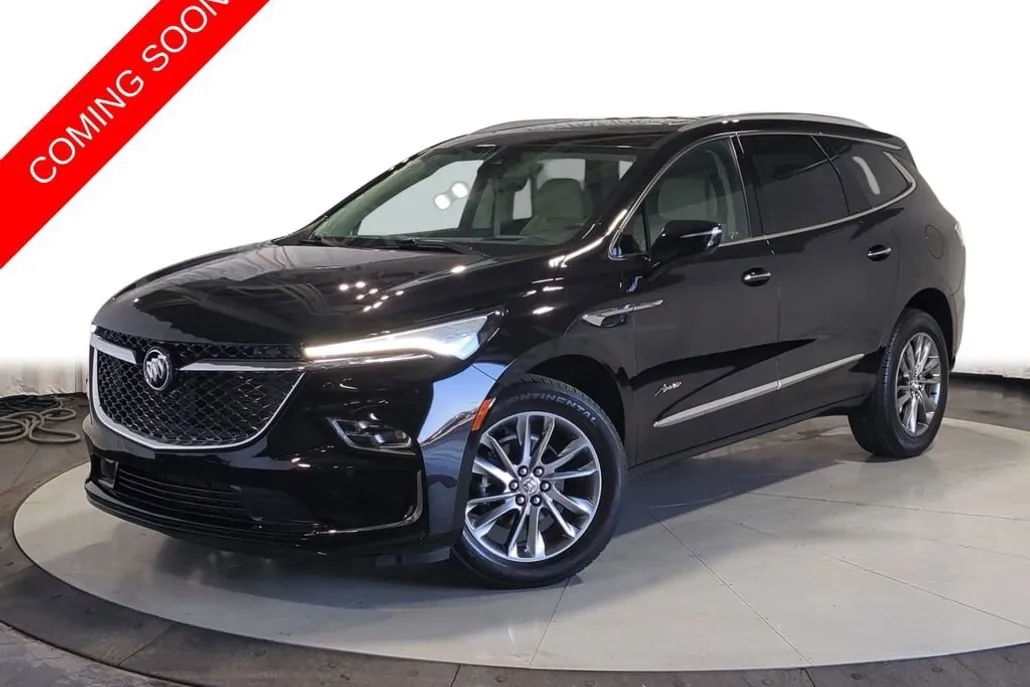 2024 Buick Enclave Avenir photo 1