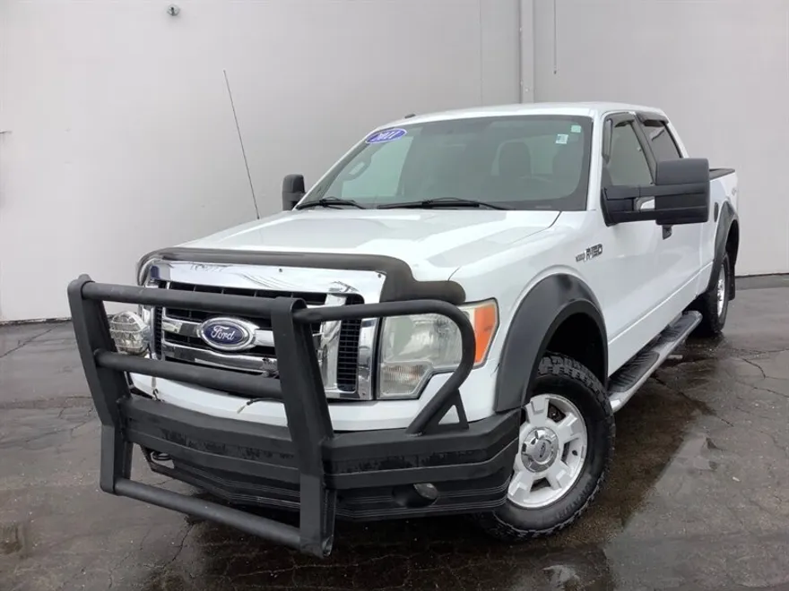 2011 Ford F-150 XLT photo 1