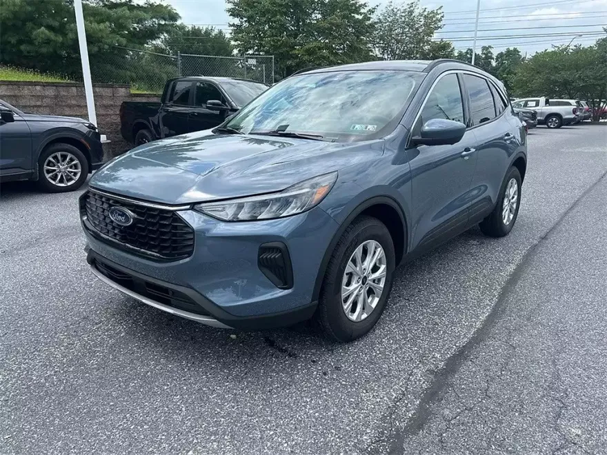 2024 Ford Escape Active photo 1