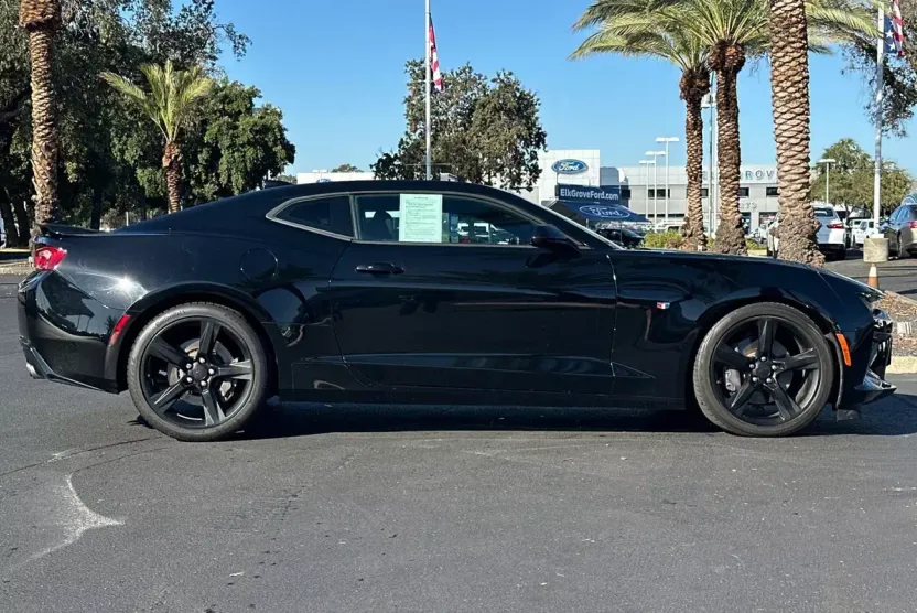2018 Chevrolet Camaro 1SS photo 1