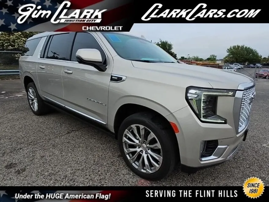 2023 Gmc Yukon XL Denali photo 1