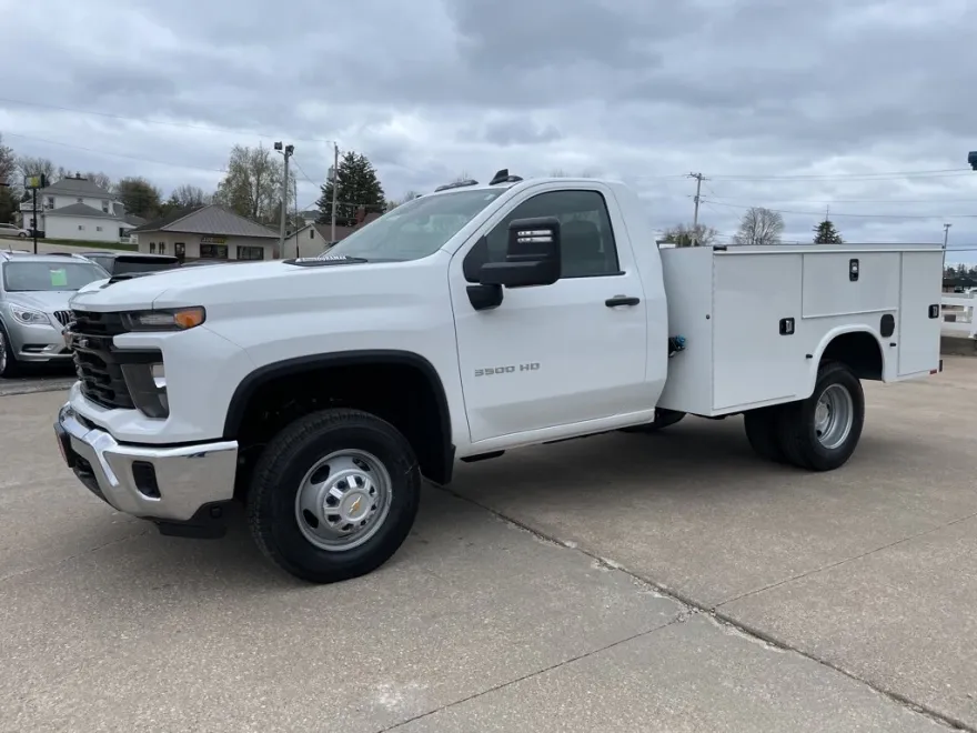 2025 Chevrolet Silverado 3500HD Work Truck photo 1