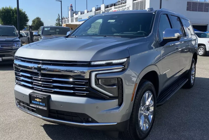 2026 Chevrolet Suburban Premier photo 1
