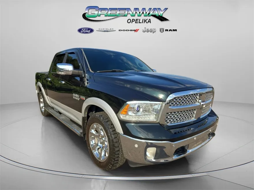 2017 Ram 1500 Laramie photo 1