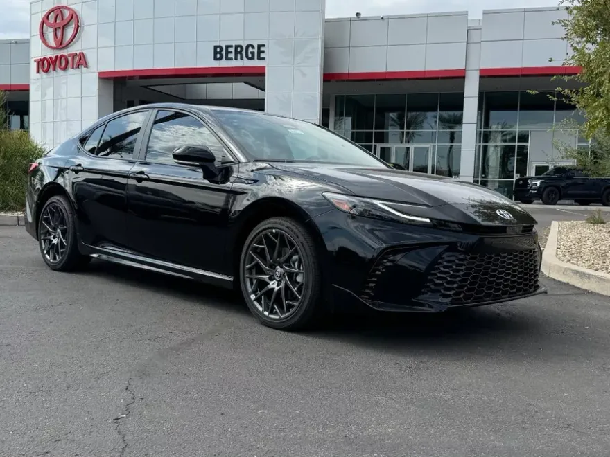 2025 Toyota Camry XSE photo 1