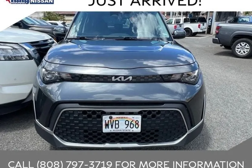 2023 Kia Soul LX photo 1