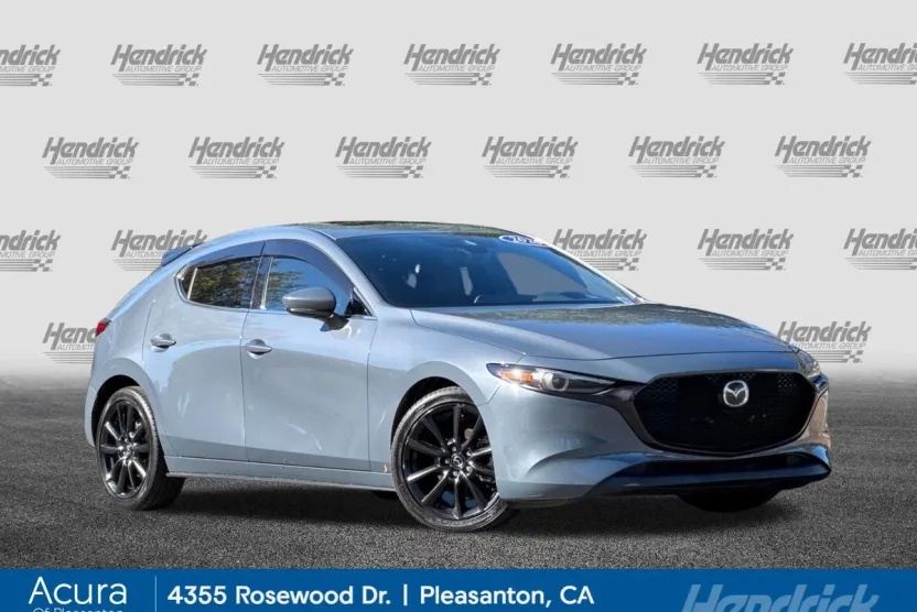 2020 Mazda Mazda3 Hatchback Premium photo 1