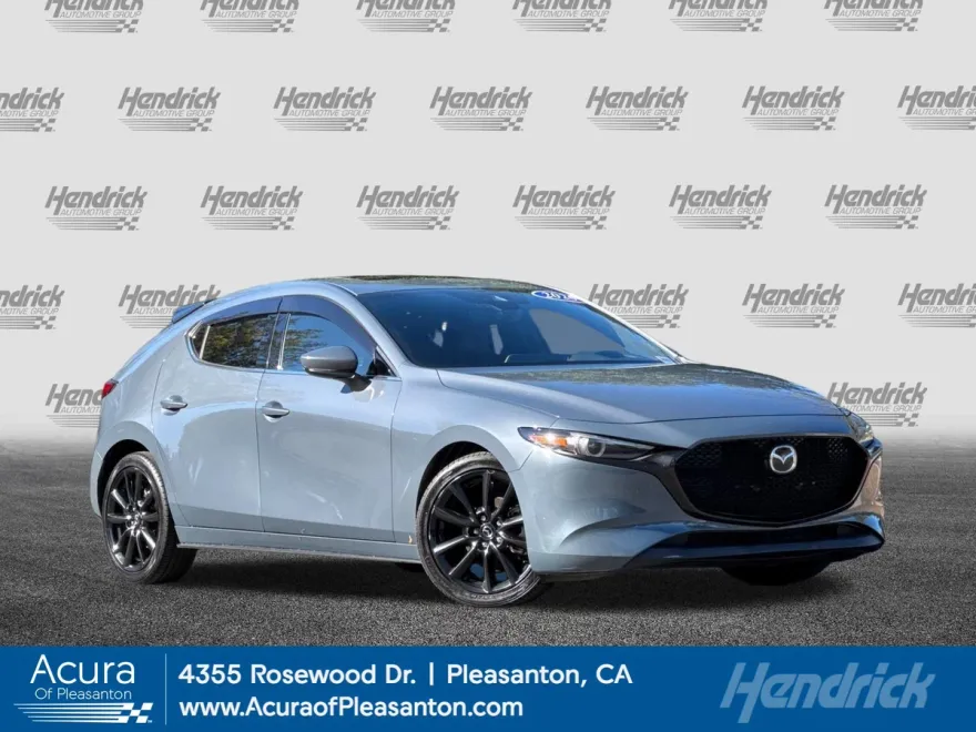 2020 Mazda Mazda3 Hatchback Premium photo 1
