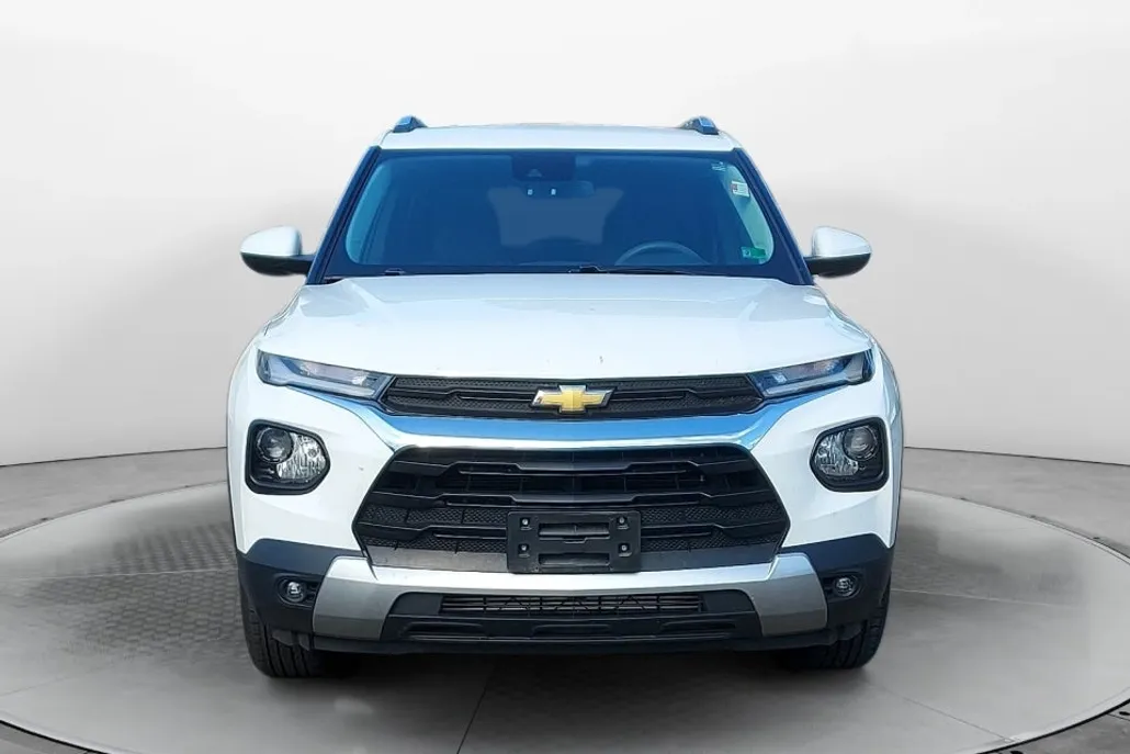 2023 Chevrolet Trailblazer LT photo 1
