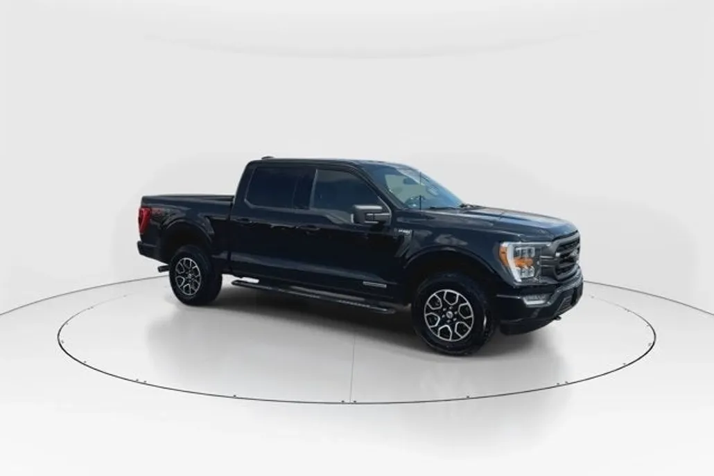 2022 Ford F-150 XLT photo 1