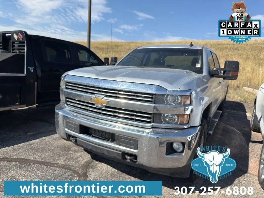 2015 Chevrolet Silverado 3500HD LT photo 1