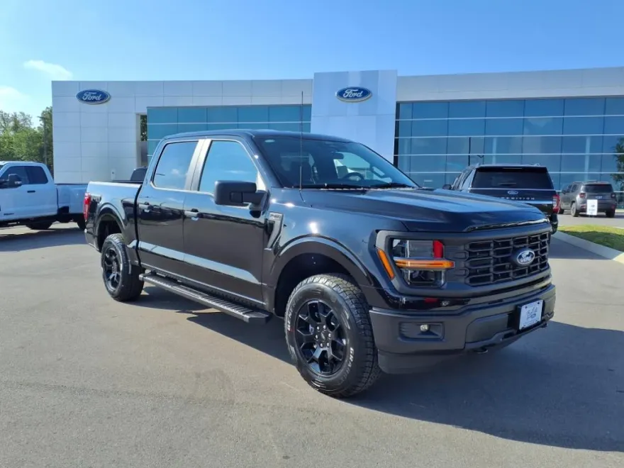 2025 Ford F-150 STX FX4 photo 1
