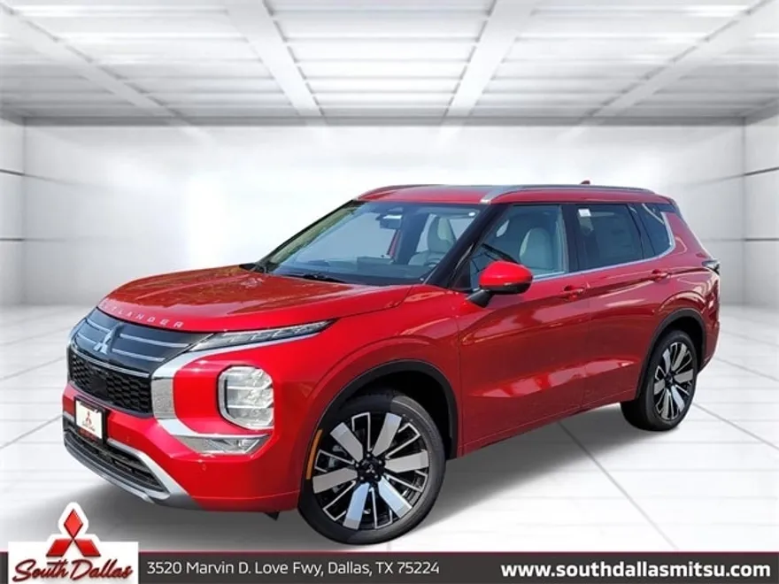 2025 Mitsubishi Outlander SEL photo 1