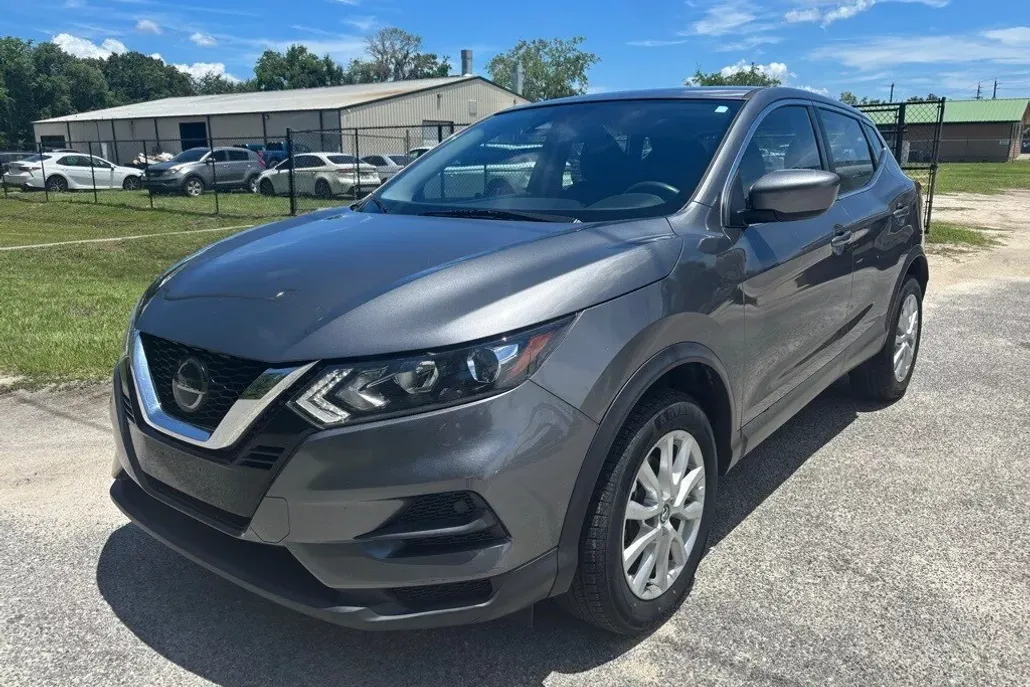 2021 Nissan Rogue Sport S photo 1
