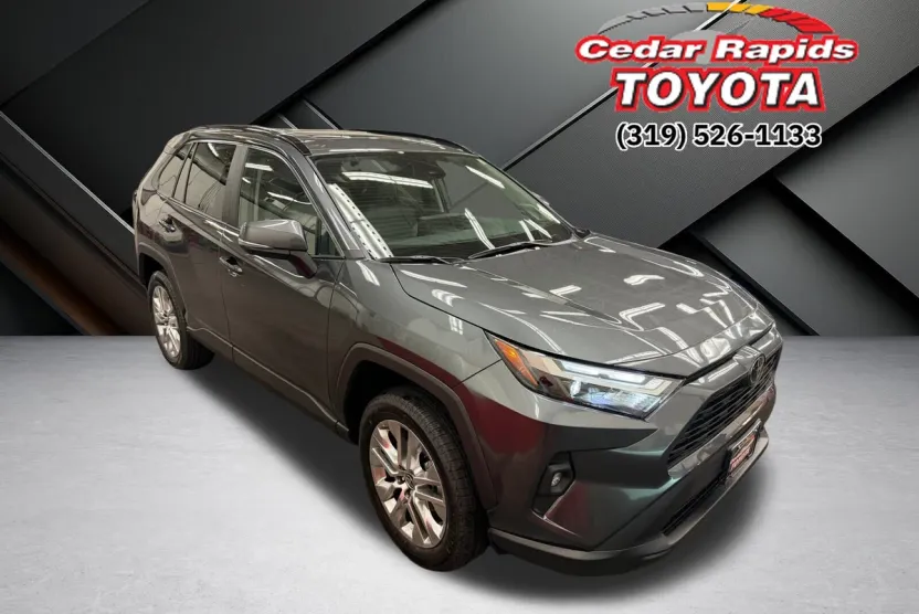 2025 Toyota RAV4 XLE Premium photo 1